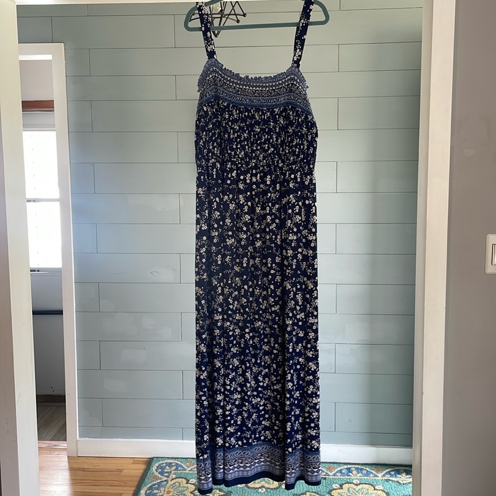 NWT white birch Navy Floral Maxi Dress